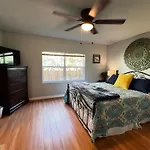 Private Rooms In Texas Home - Walk To Dwntwn San Antonio