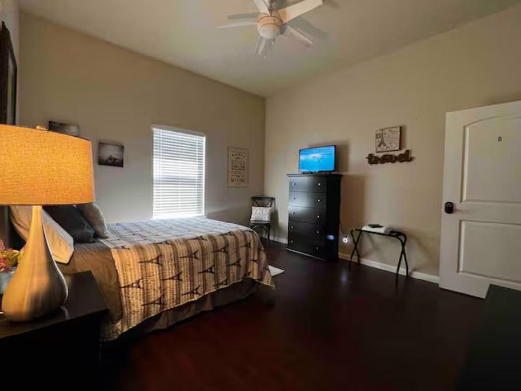 Private In Texas - Walk To Dwntwn